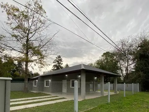 Casa 4 ambientes con 1 baño