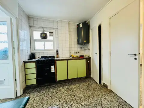 Departamento de tres ambientes con dependencia en alquiler 24 meses