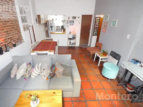 Depto Tipo Casa en Venta de 2 ambientes