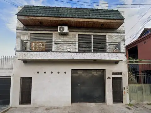 Casa en  Venta en Lanus Oeste