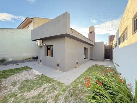 Casa en Venta en Manuel B Gonnet, USD 139.000