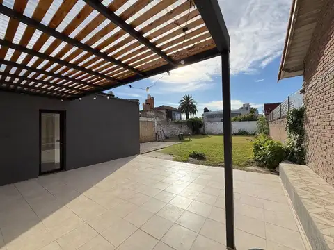 CASA DE 2 DORMITORIOS EN VENTA, GONNET.
