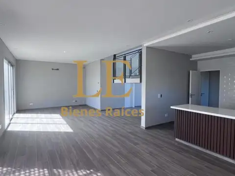 Casa en Venta al Noroeste