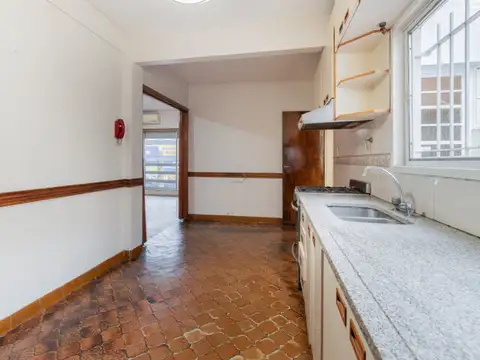 Departamento 4 ambientes con 3 baños
