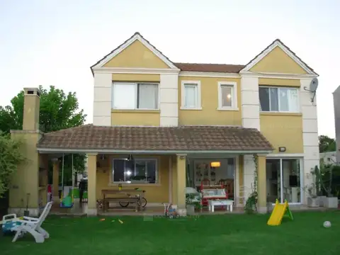 Casa Quinta  en Venta ubicado en Ituzaingó, Zona Oeste