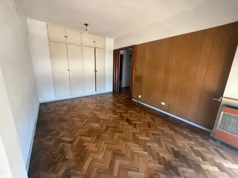 Zarate, 19 de Marzo 300