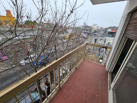 Depto 2 amb venta ramos mejía frente balcón