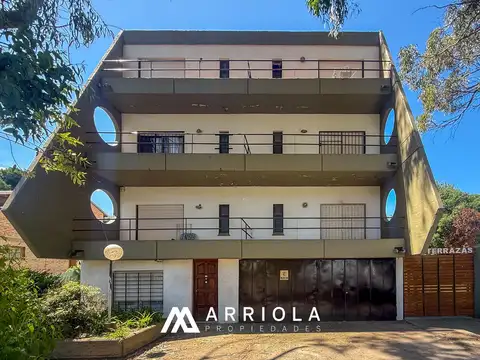 Departamento de 3 ambientes con cochera fija - Barrio Alfar
