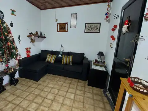 Pedro Henríquez Ureña 2300