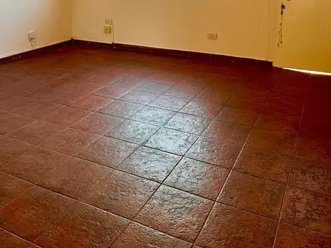 Depto Tipo Casa en Alquiler de 3 ambientes