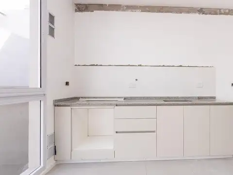 Depto Tipo Casa en Venta al Este
