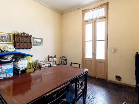 CASA - VENTA - PATERNAL - A RECICLAR - 4 AMB - LOCAL - DEPENDENCIA - TERRAZA