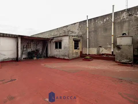 Casa 4 ambientes con 1 baño