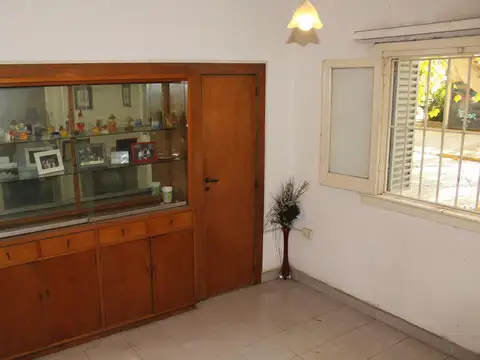 Depto Tipo Casa en Venta en Lomas de Zamora, USD 135.000