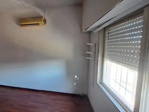 Depto Tipo Casa en Venta 45 años