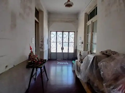 Depto Tipo Casa en Venta 50 años