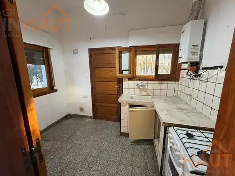 Casa en venta en Allen en esquina Tucuman y Misiones 496