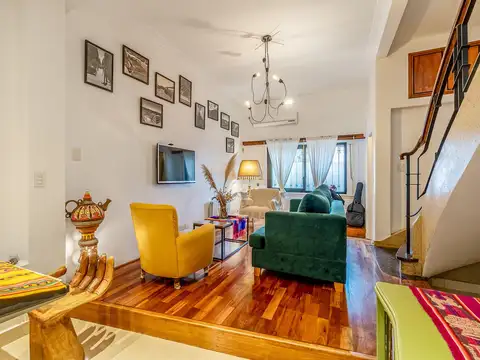 Depto Tipo Casa en Venta de 4 dormitorios
