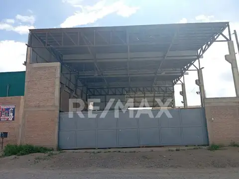 Galpon en Venta en Centenario, USD 240.000