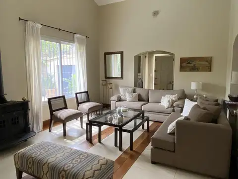 Casa en Venta de 4 dormitorios
