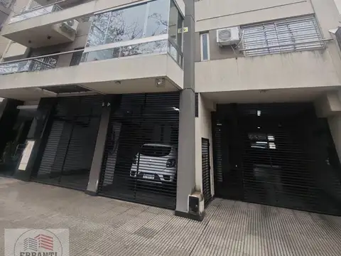 Cochera en Venta en Parque Chacabuco, CABA
