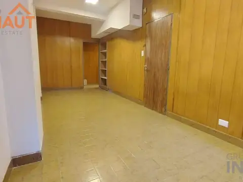 Oficina 4 ambientes con 1 baño