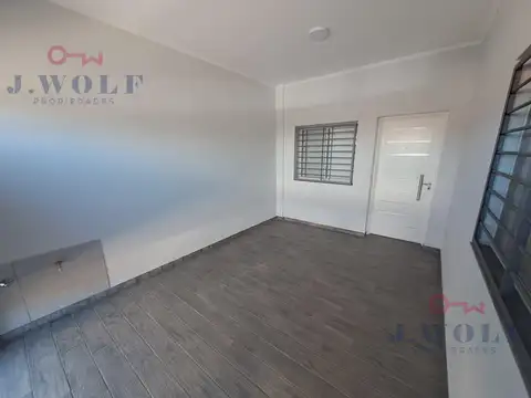 Depto Tipo Casa en Alquiler de 2 dormitorios