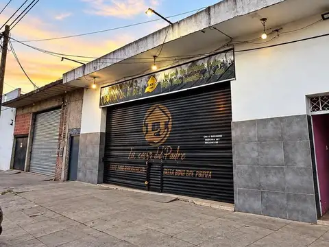 Local en Virrey Del Pino