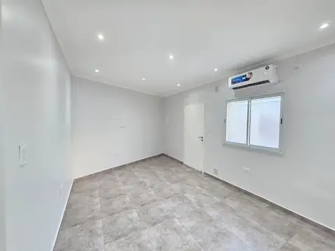 Depto Tipo Casa en Venta de 1 dormitorio