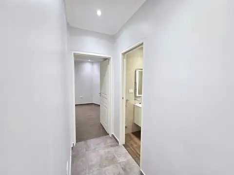 Depto Tipo Casa 2 ambientes con 1 baño