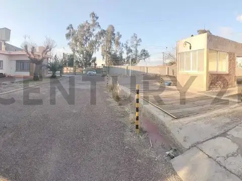 VENTA DE TERRENO CON GALPON Y CASA
