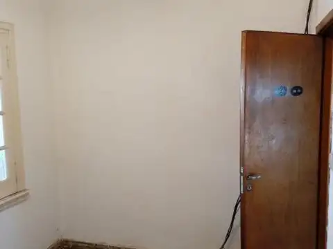 Local en Venta en Haedo, USD 160.000