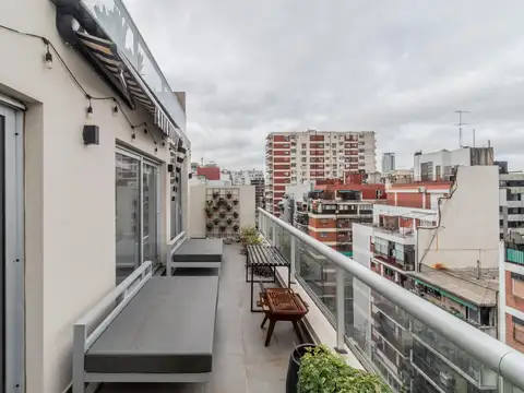DEPARTAMENTO EN VENTA 3 AMBIENTES CON BALCÓN TERRAZA, COCHERA Y AMENITIES. PALERMO.
