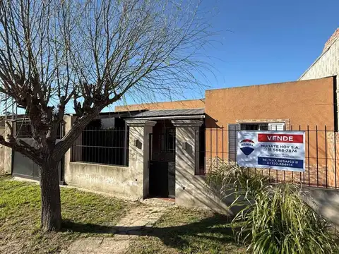 Doble Casa + Local. Multifamaliar. Mercedes