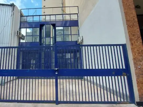 Local en Alquiler en Monserrat, $ 7.500.000