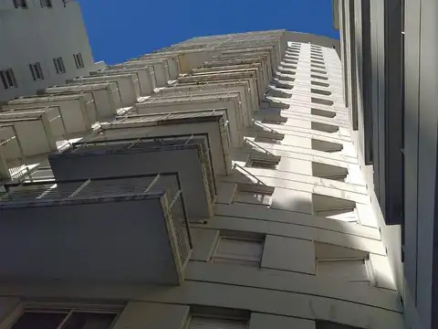 ALQUILER TEMPORARIO 3 AMBIENTES AMOBLADO c/COCHERA - LIBERTAD TOWER