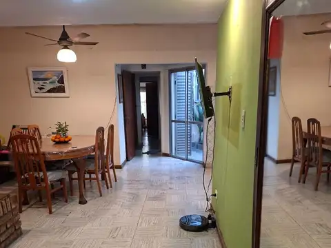 Casa en Alberdi con jardin   Otro terreno independiente