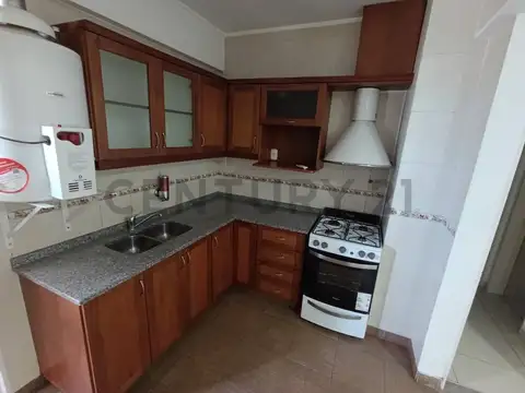 Departamento 4 ambientes con 1 baño