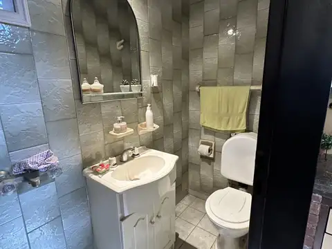 Depto Tipo Casa en Alquiler en Villa Luro, USD 210.000