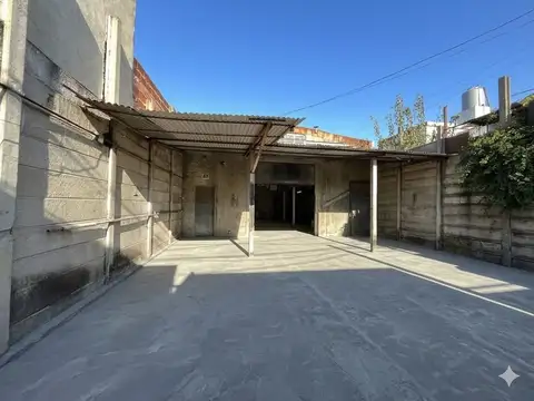 VENTA Galpón Industrial Loma Hermosa APTO CREDITO