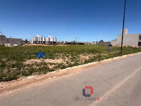 Lote en Cuestas de Manantiales