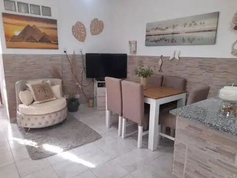 VENTA CASA 2 DORMITORIOS - VIRREYES