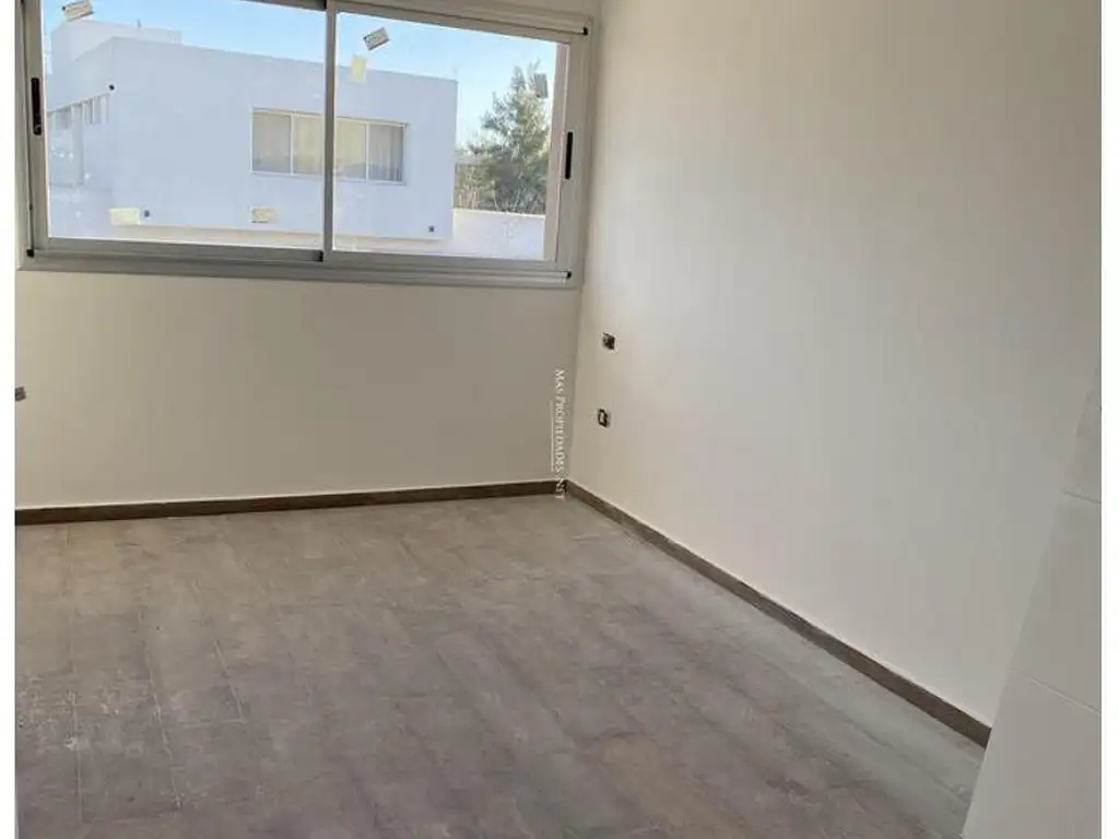 Casa en venta en Las Golondrinas 4 ambientes - Foto 13