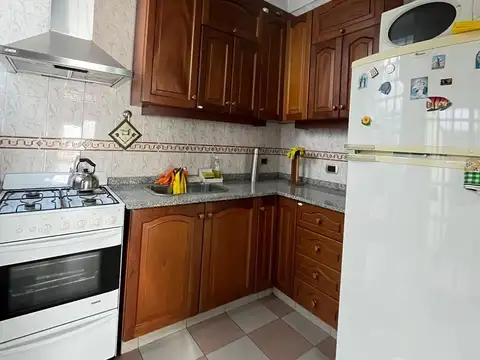 Depto Tipo Casa en Alquiler de 2 dormitorios