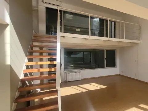 Delgado 300, Piso 1