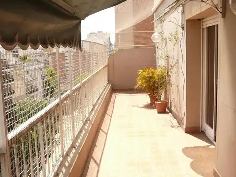 Av. Directorio 2400, Piso 6