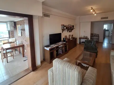 Departamento en Alquiler en Bernal, $ 1.500.000