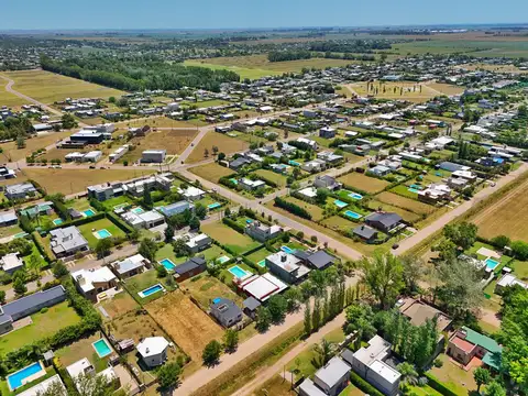 Canales 1300 (entre Mocovíes y Mapuches)