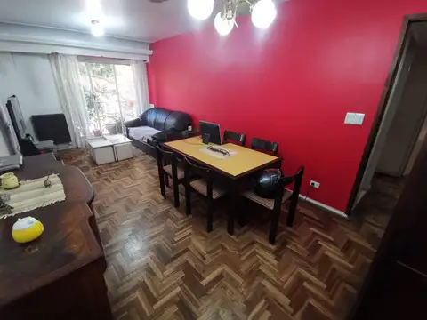 Aranguren 600, Piso 1