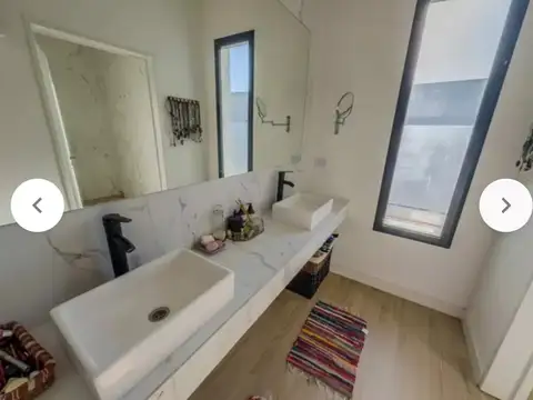 Casa en Alquiler Temporal con 1 cochera